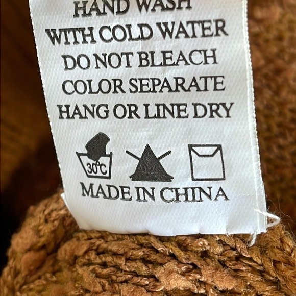 Altar’d State Cozy Brown Textured Sweatshirt - Picture 5 of 6